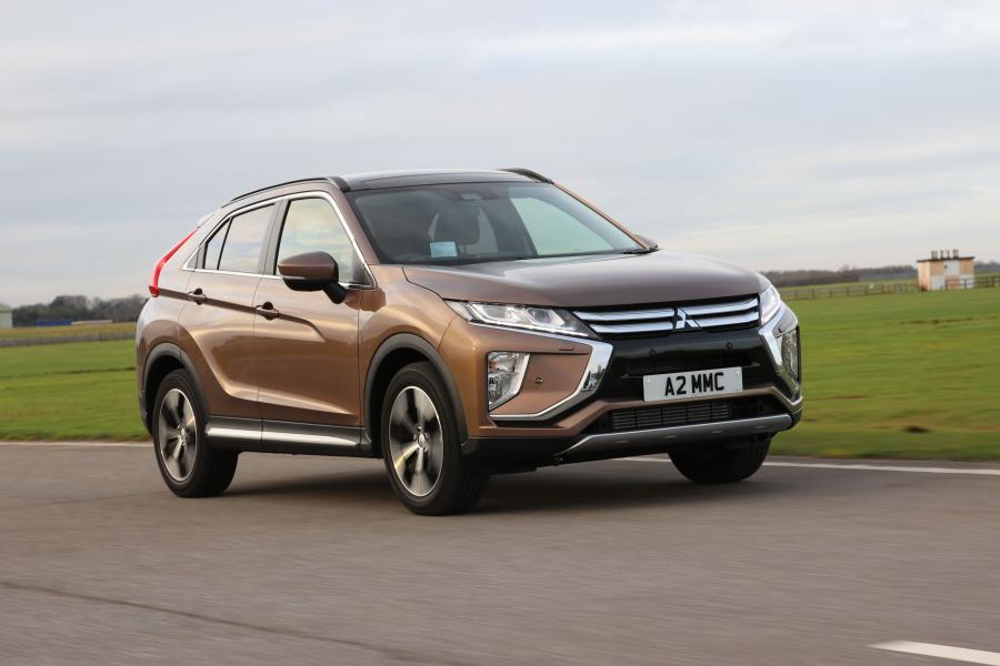  Mitsubishi Eclipse Cross 2017 года  (UK) (фото 11 из 18)